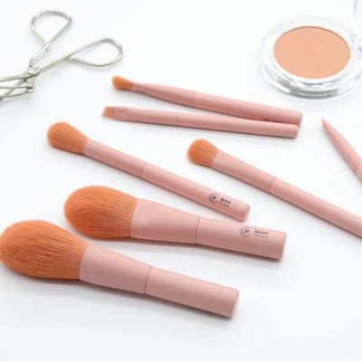 2021 three-dimensional fiber hair pink professional makeup brush 7 sets